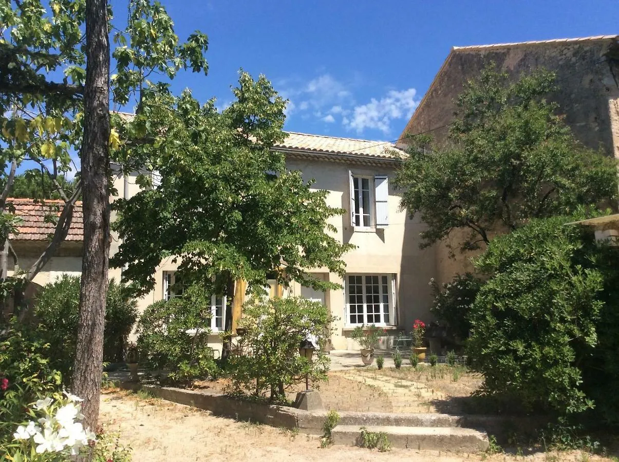 Maison Daumas Billard Français et Piscine Robion en Luberon 0*,  França