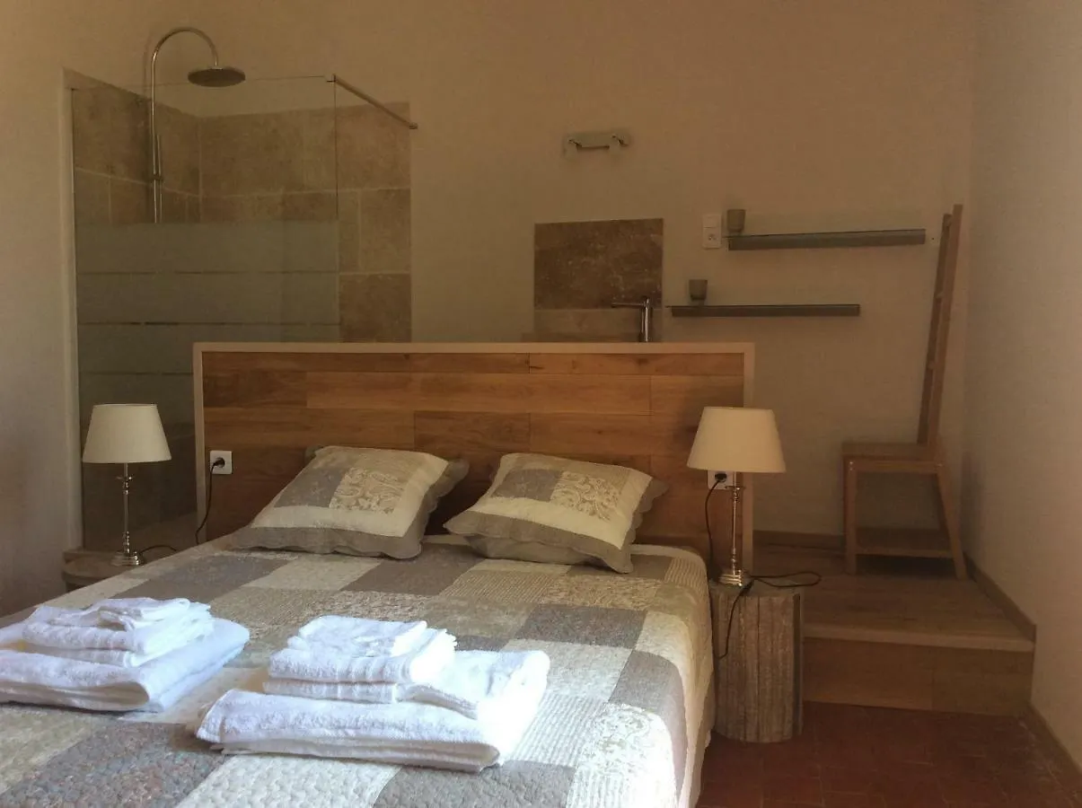 Holiday home Maison Daumas Billard Francais Et Piscine Robion en Luberon