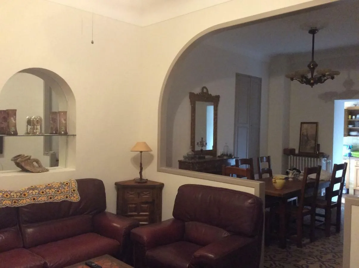 Maison Daumas Billard Francais Et Piscine Robion en Luberon Holiday home